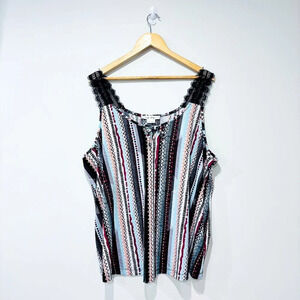 IN  EVERY STORY‎ Striped camisole with lace straps